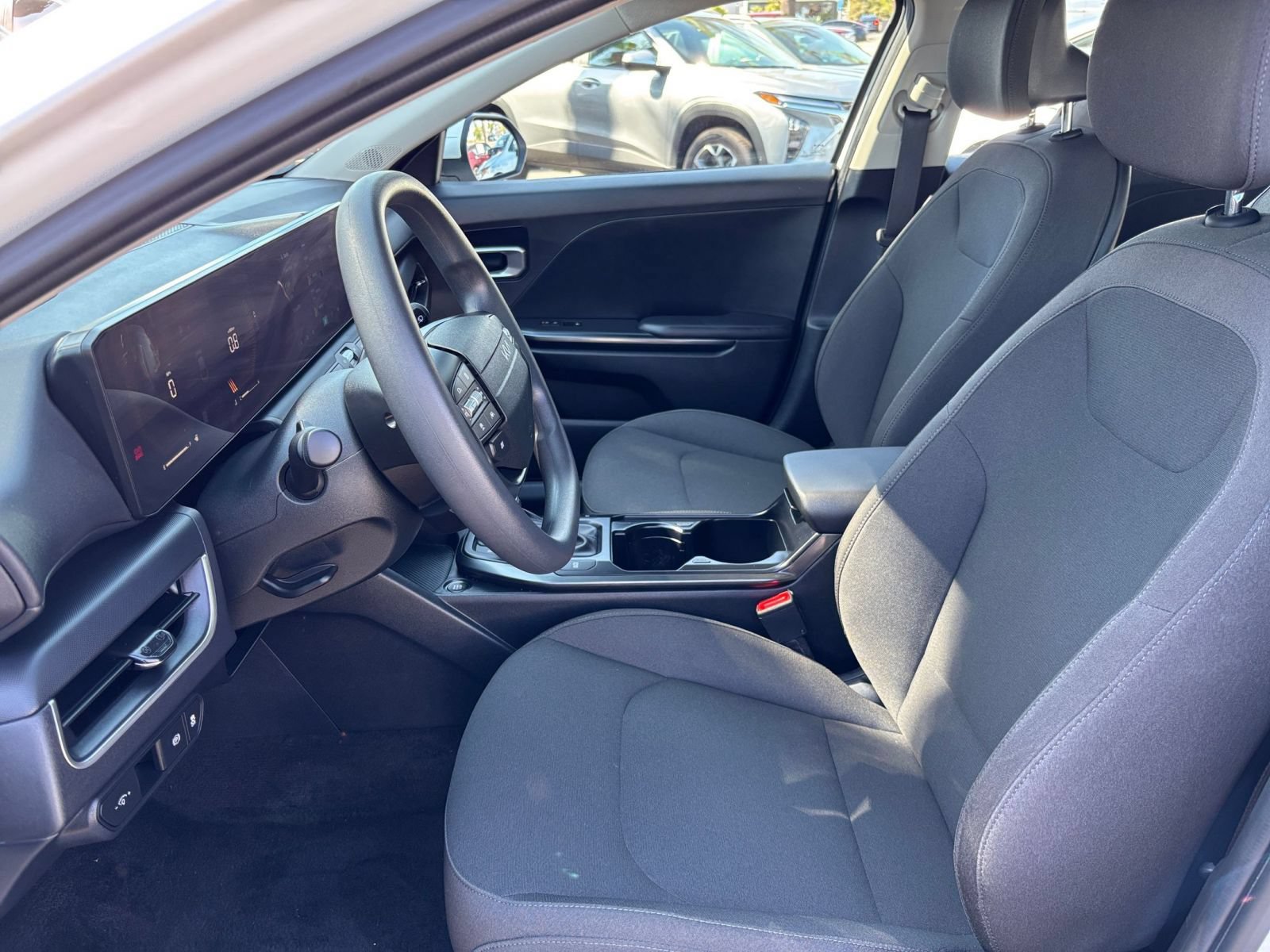 Used 2026 Kia K4 FWD image 25