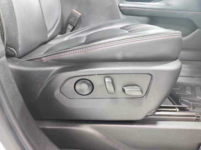 Used 2021 Chevrolet Suburban RST RWD image 42