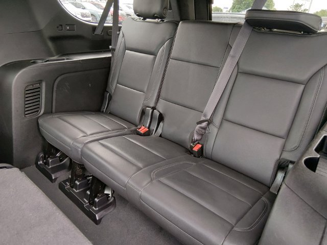Used 2024 Chevrolet Suburban LT AWD/4WD image 14