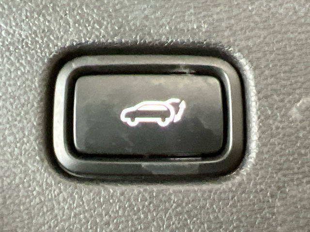 Used 2025 Kia Sportage EX w/ Premium Package FWD image 6