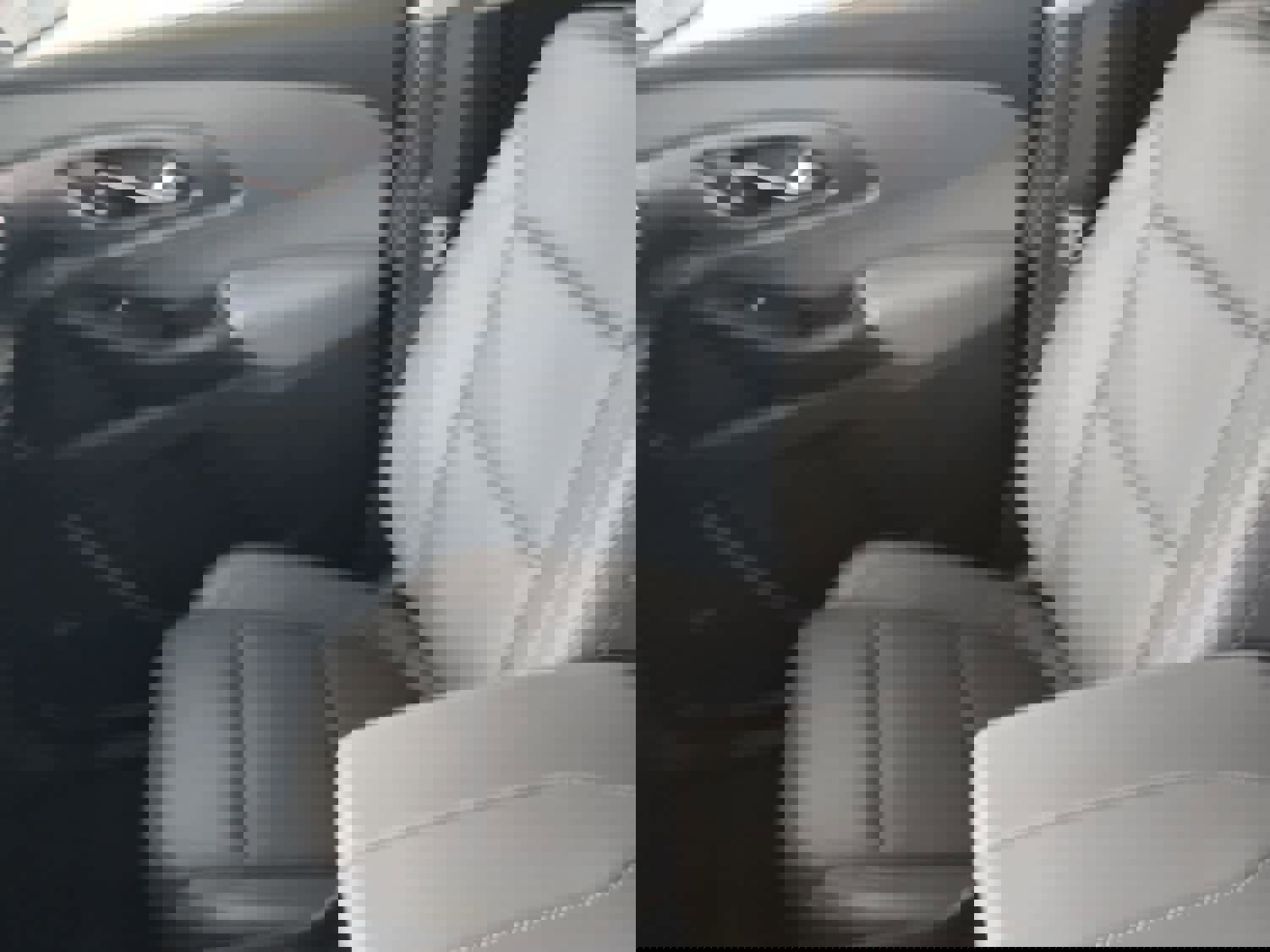 Used 2021 Chevrolet Traverse Premier image 23