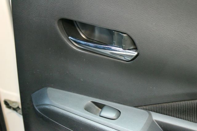 Used 2021 Nissan Kicks SV FWD image 12