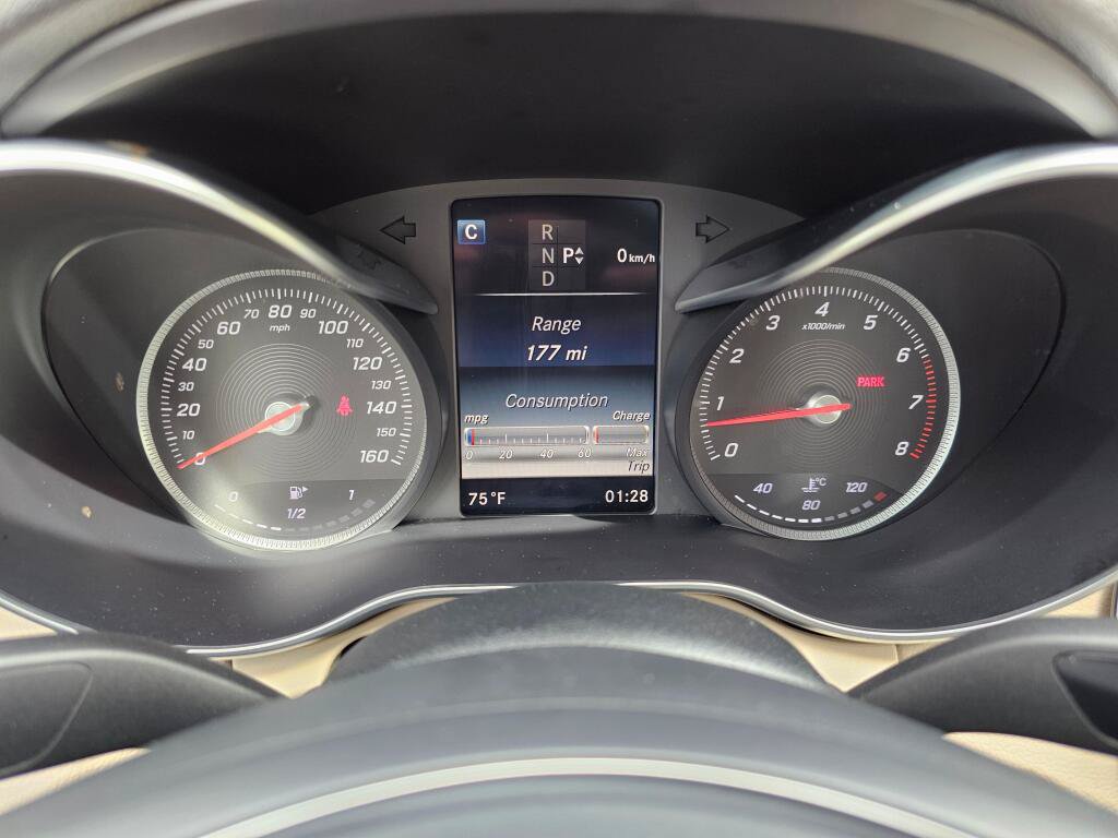 Used 2016 Mercedes-Benz C 300 4MATIC Sedan image 25
