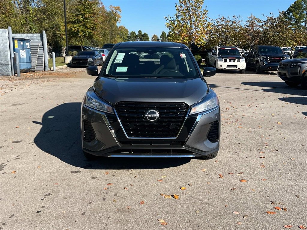 New 2025 Nissan Kicks Play S image 10