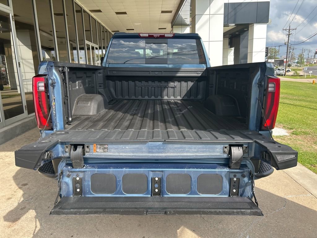 Used 2024 GMC Sierra 2500 Denali Ultimate image 15