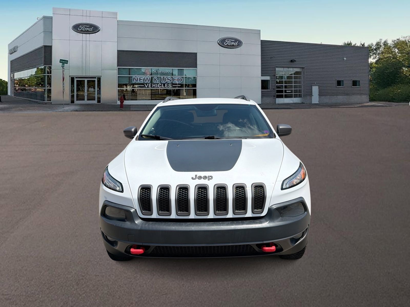 Used 2015 Jeep Cherokee Trailhawk w/ Cold Weather Group AWD/4WD image 3