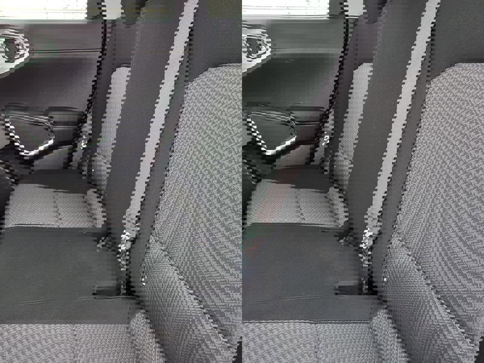 Used 2024 Kia Soul LX w/ Option Group 015 image 6