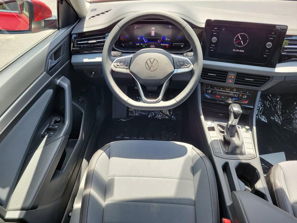 New 2026 Volkswagen Jetta SE FWD image 10