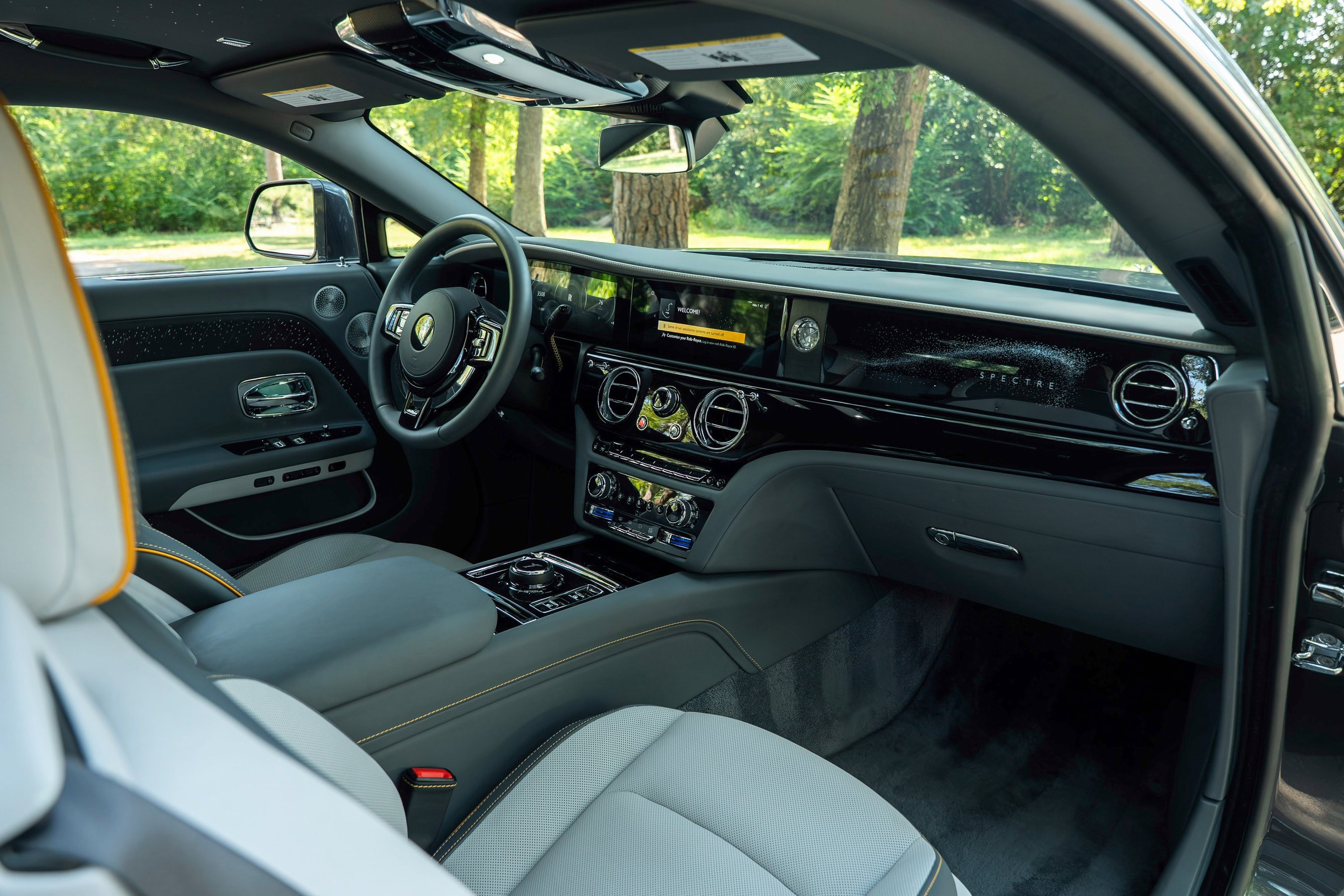 Used 2025 Rolls-Royce Spectre w/ Spectre Launch Package image 54