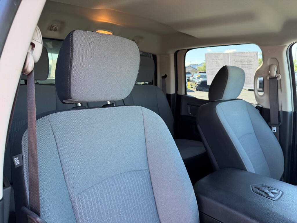 Used 2022 RAM 1500 Classic SLT w/ Electronics Convenience Group AWD/4WD image 55