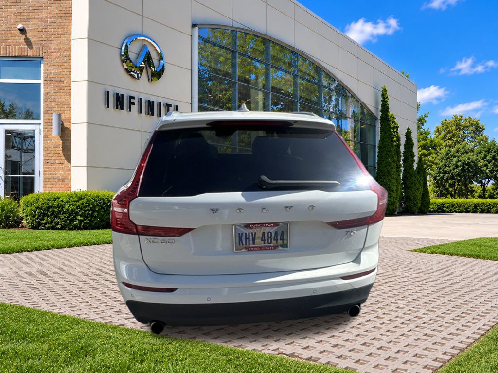 Used 2021 Volvo XC60 T5 Momentum AWD/4WD image 8