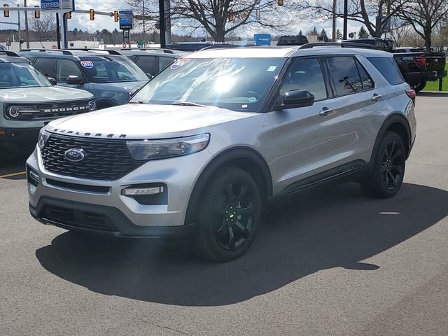 Certified 2024 Ford Explorer ST-Line w/ Class IV Trailer Tow Package AWD/4WD image 2