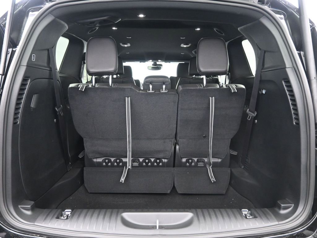 New 2026 Chrysler Pacifica Select AWD/4WD image 26