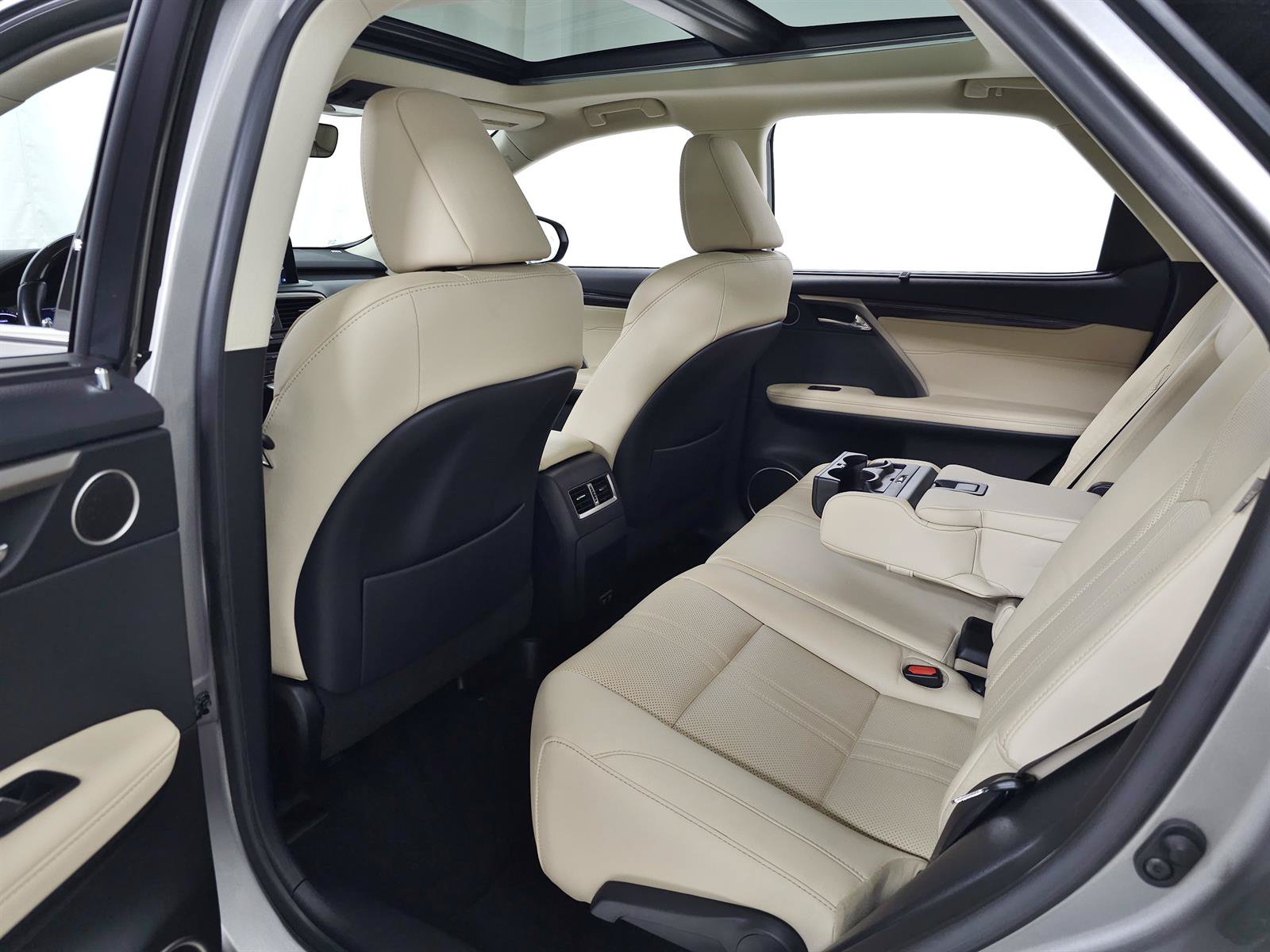 Used 2021 Lexus RX 450h AWD w/ Luxury Package image 34