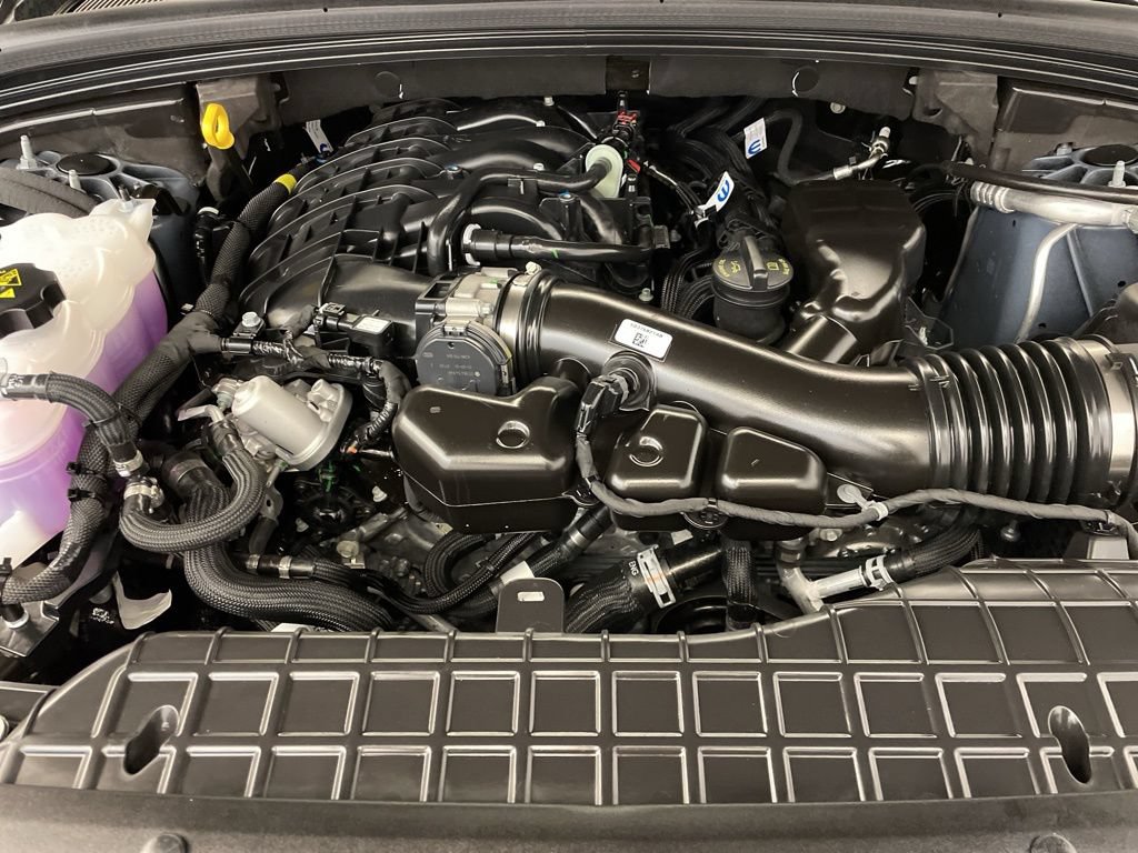 New 2025 Jeep Grand Cherokee L Limited RWD image 18