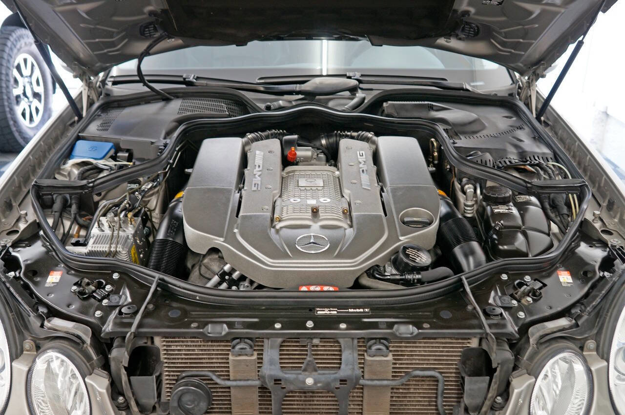 Used 2006 Mercedes-Benz E 55 AMG Sedan image 13