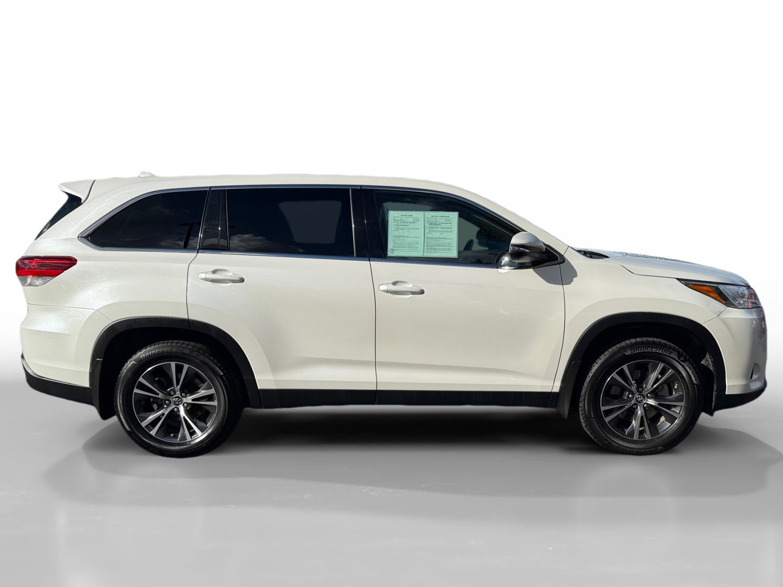 Used 2019 Toyota Highlander AWD V6 image 6
