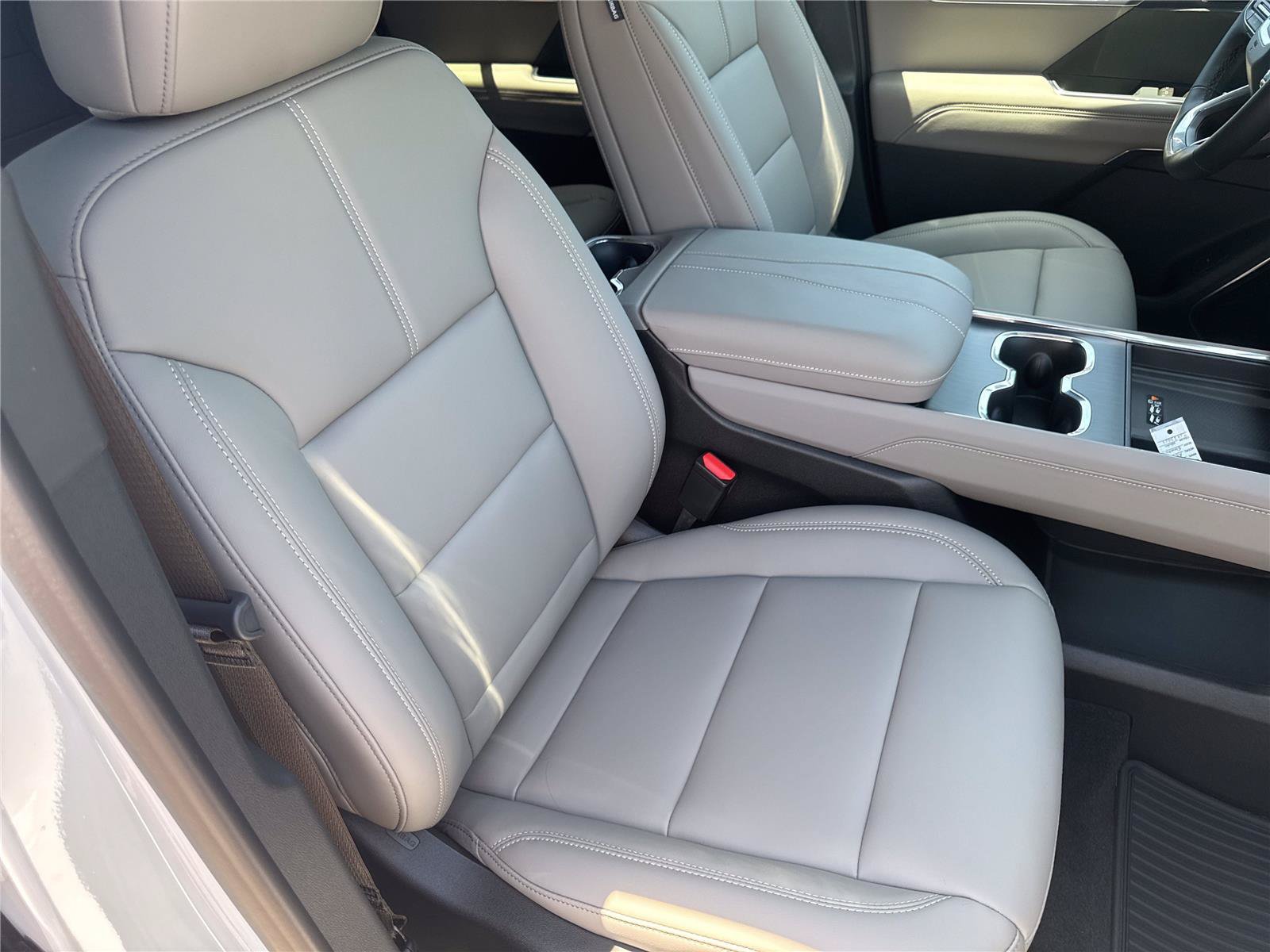 New 2026 GMC Acadia Elevation w/ Elevation Premium Package FWD image 37