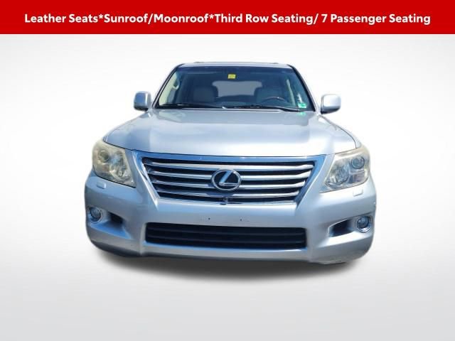 Used 2011 Lexus LX 570 4WD w/ Luxury Pkg image 2