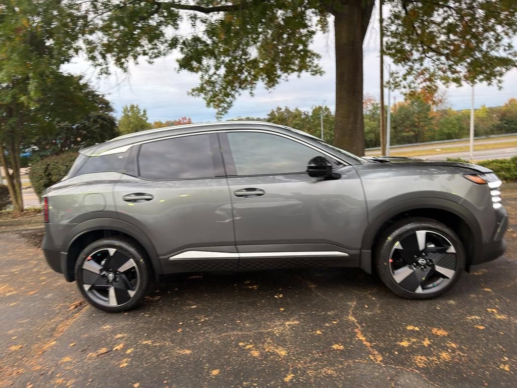 New 2026 Nissan Kicks SR image 8