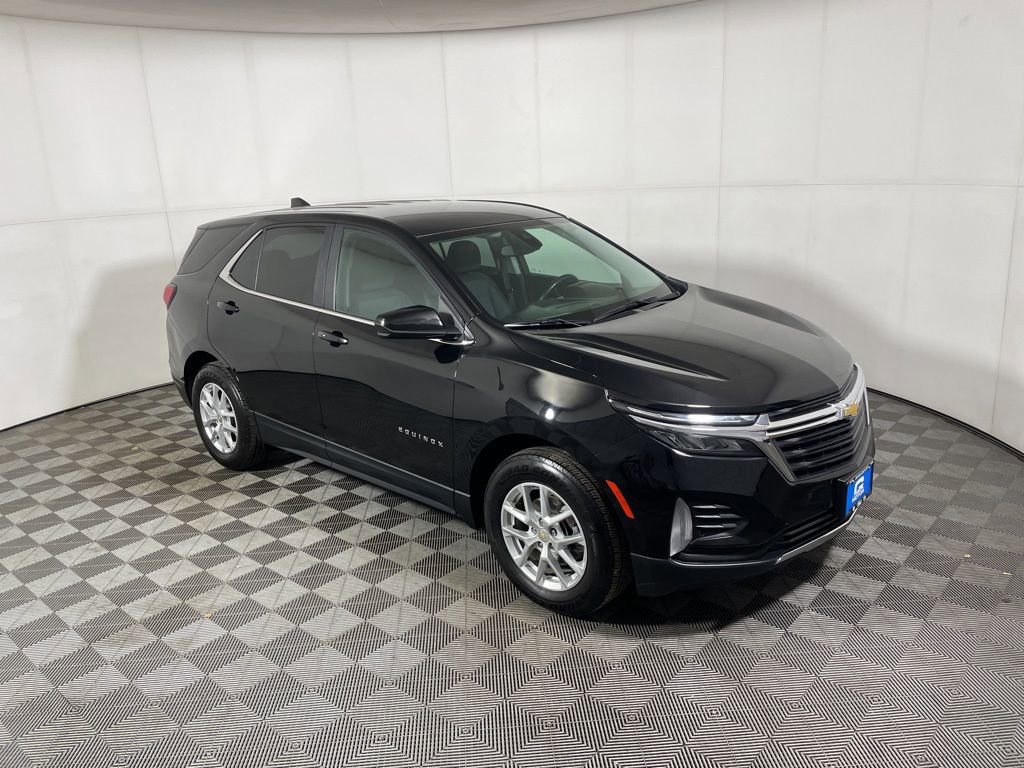 Used 2022 Chevrolet Equinox LT w/ Driver Convenience Package image 1