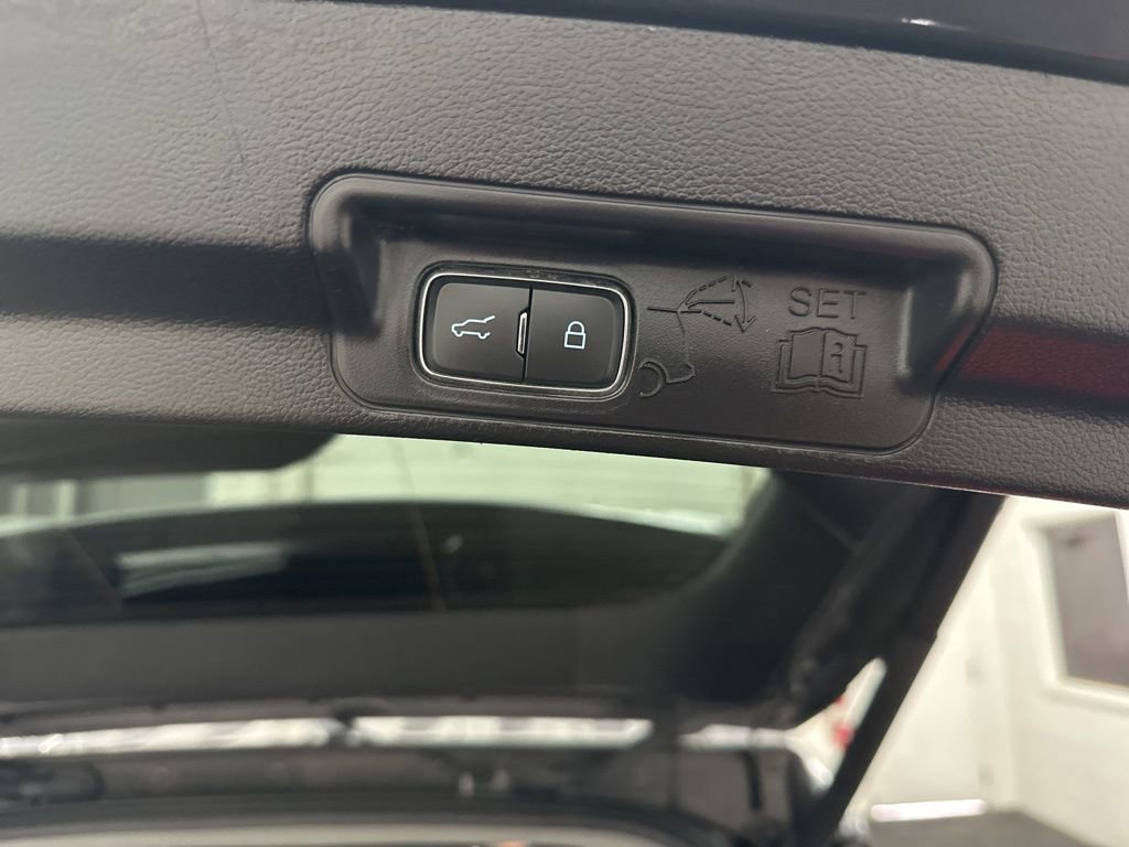 Used 2024 Ford Explorer XLT w/ Equipment Group 202A image 37