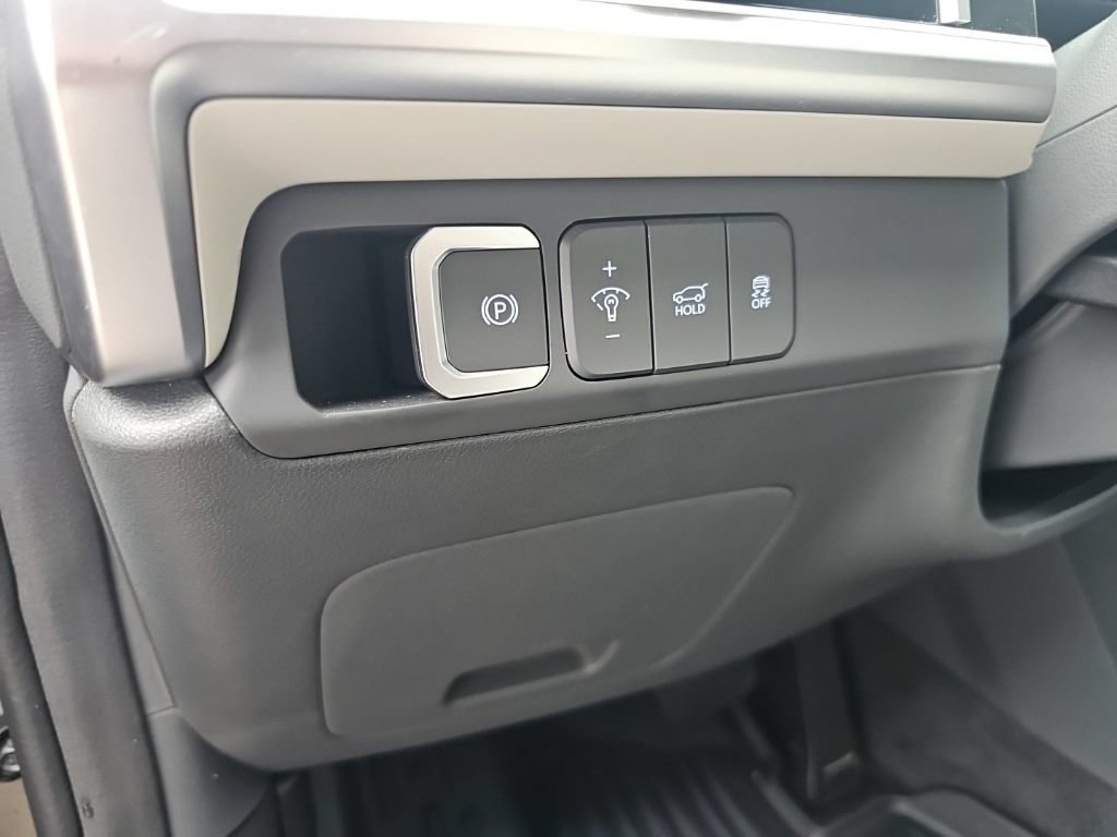 Used 2024 Hyundai Santa Fe SEL AWD/4WD image 14
