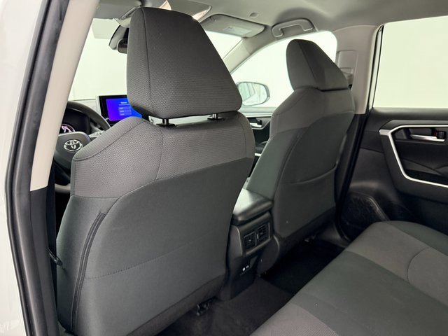 Used 2024 Toyota RAV4 XLE image 30