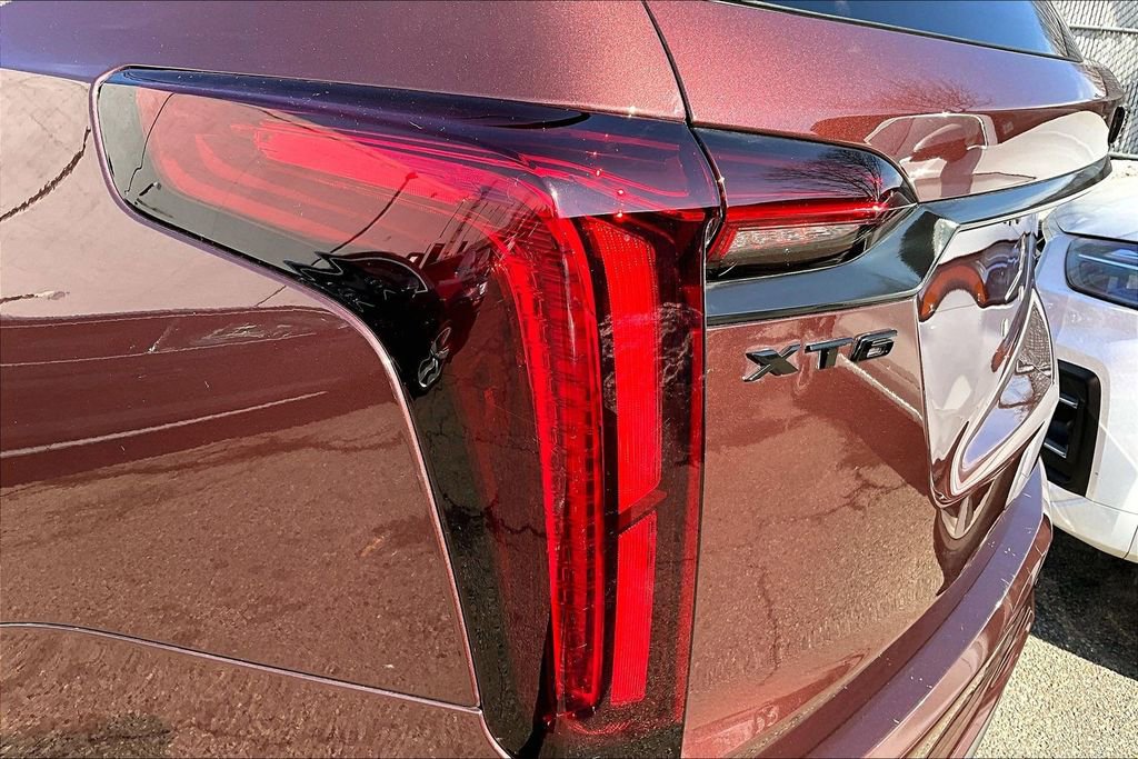 Used 2022 Cadillac XT6 Premium Luxury w/ Technology Package image 23