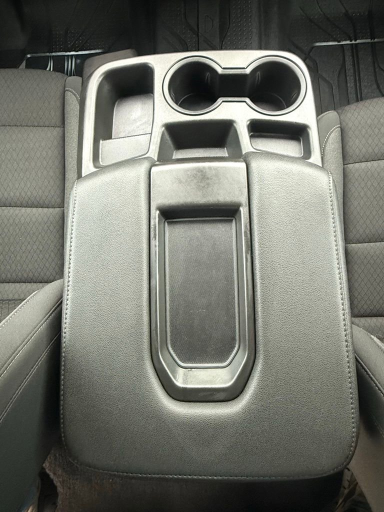 Used 2023 Chevrolet Silverado 1500 Custom image 21