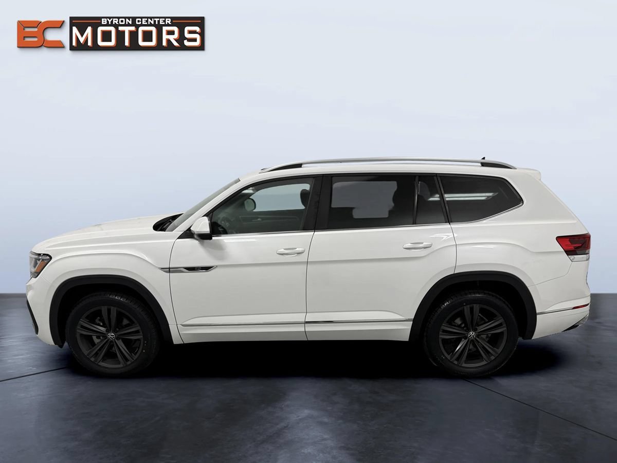 Used 2022 Volkswagen Atlas SEL R-Line AWD/4WD image 3