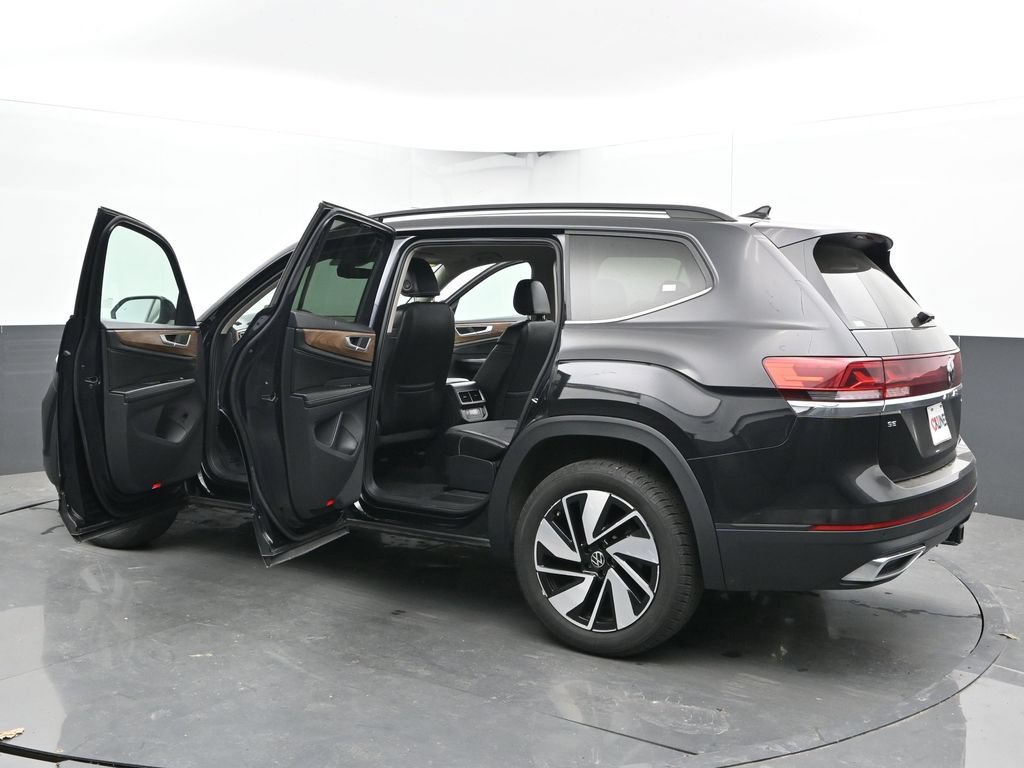 Used 2024 Volkswagen Atlas SE AWD/4WD image 58