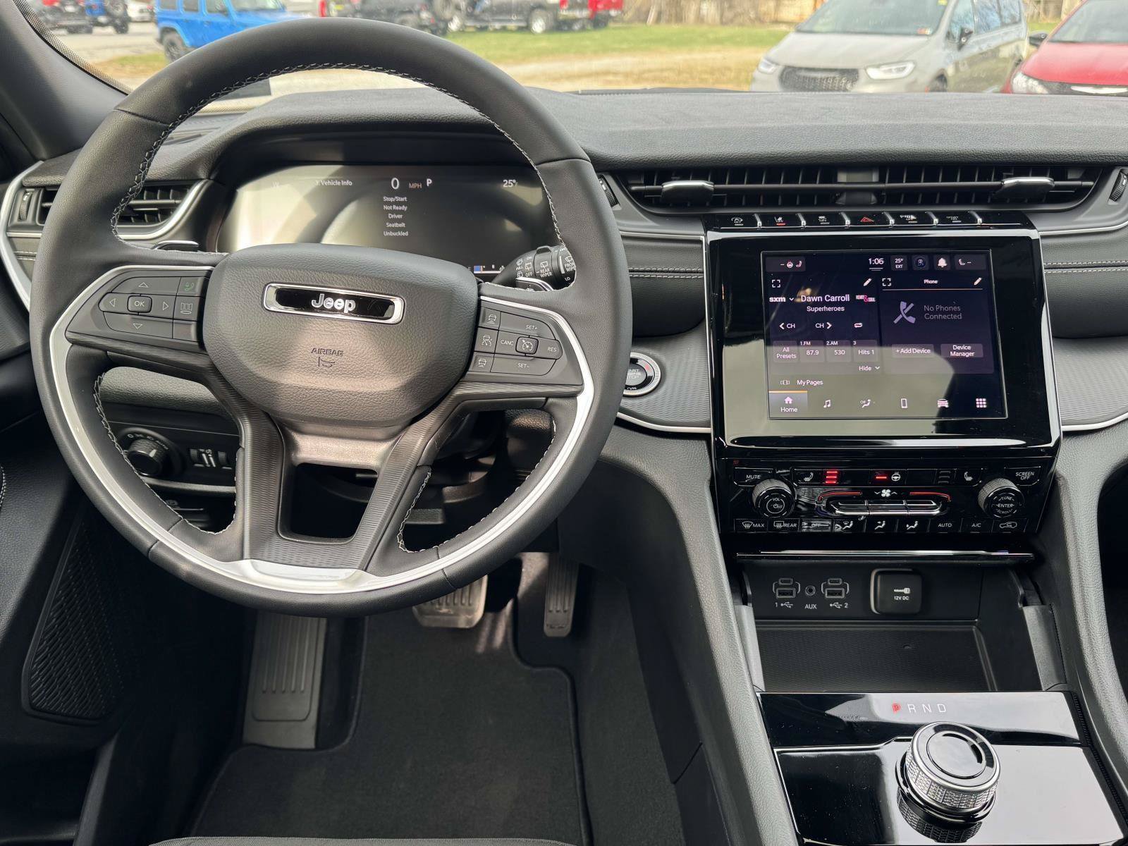 New 2026 Jeep Grand Cherokee Laredo X AWD/4WD image 2