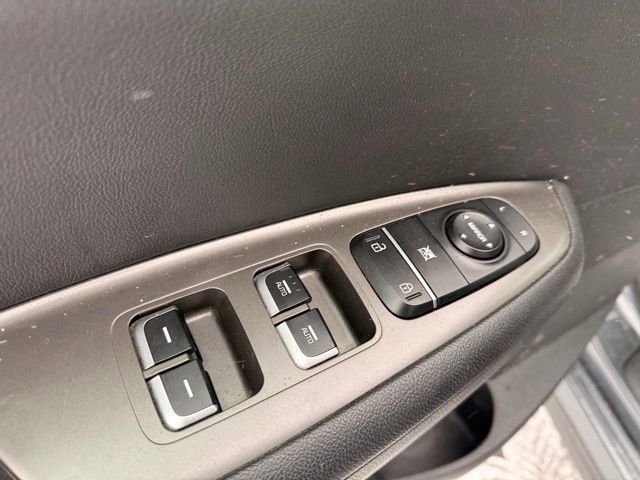 Used 2020 Kia Optima SE image 20