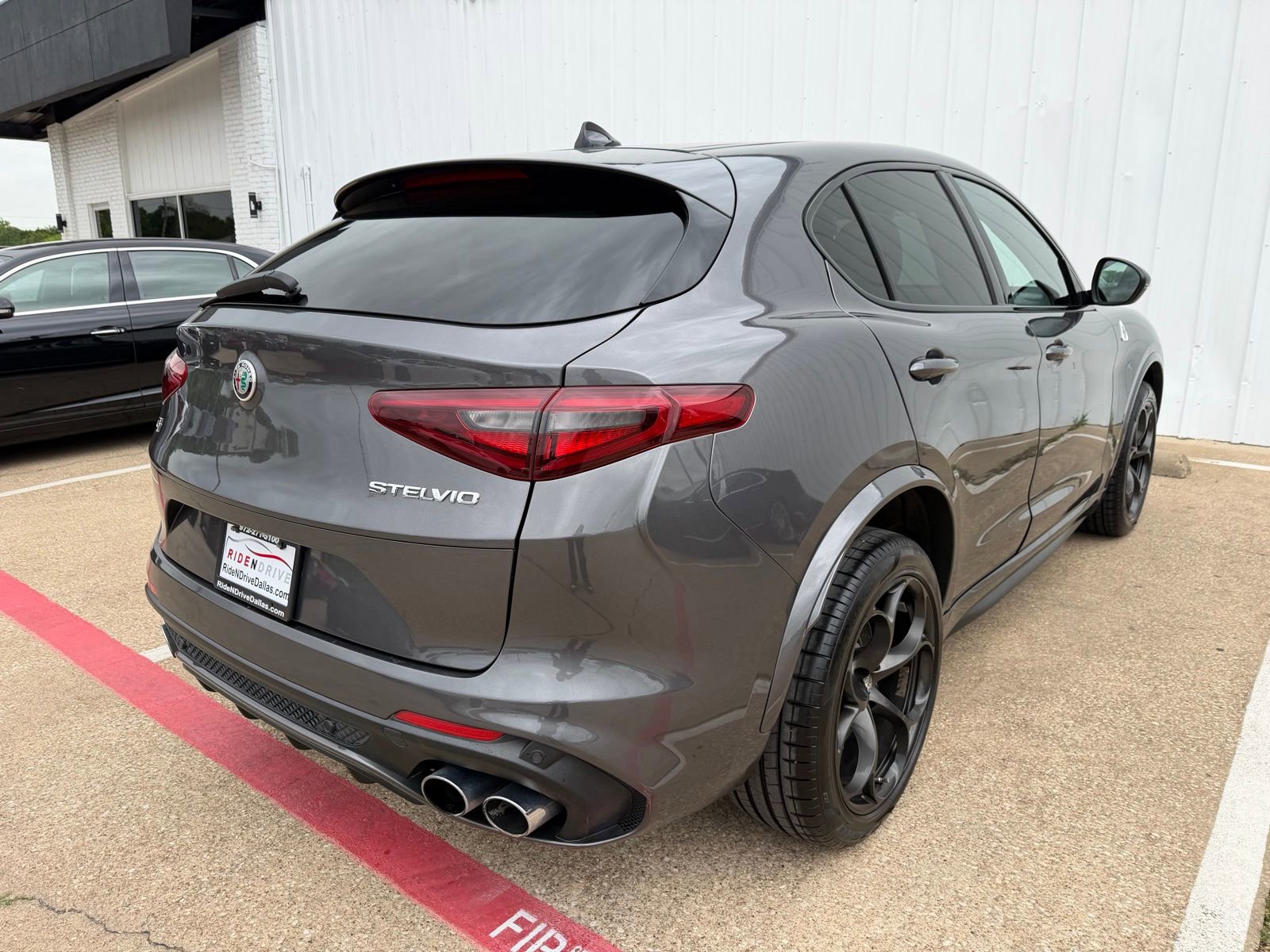 Used 2018 Alfa Romeo Stelvio Quadrifoglio w/ Driver Assist Dynamic Package image 7