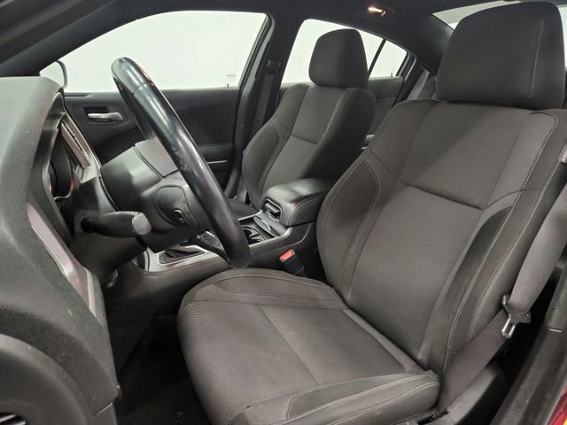Used 2019 Dodge Charger SXT RWD image 18