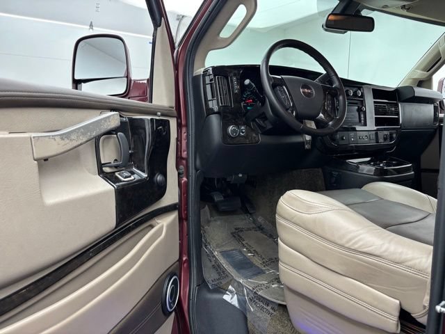 Used 2020 GMC Savana 2500 w/ Enhanced Convenience Package RWD image 17