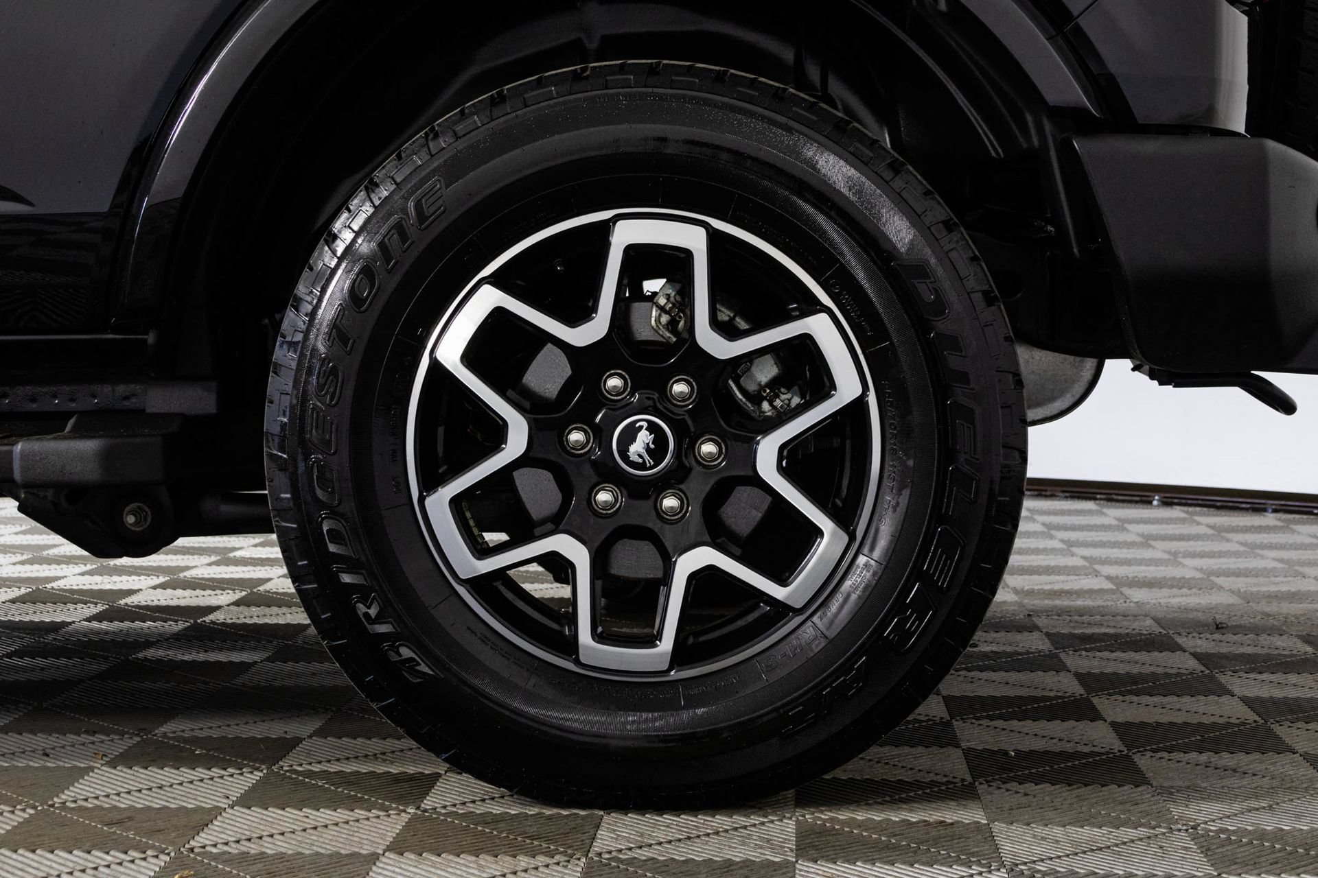 Used 2024 Ford Bronco Outer Banks AWD/4WD image 45