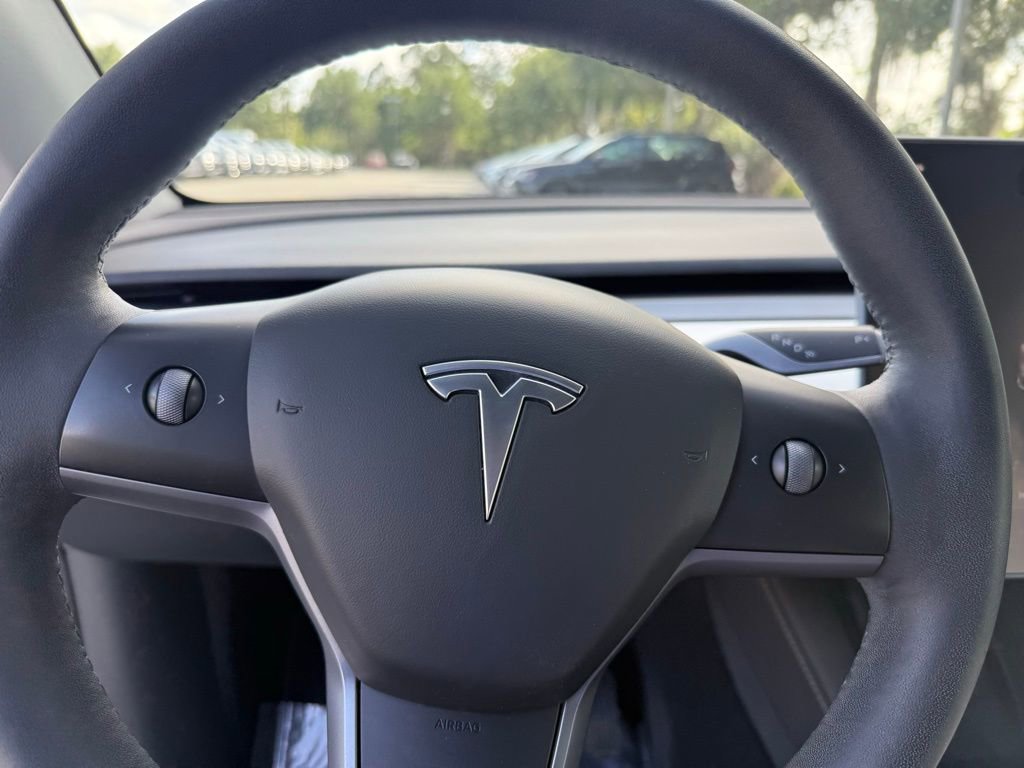 Used 2023 Tesla Model Y Long Range image 23