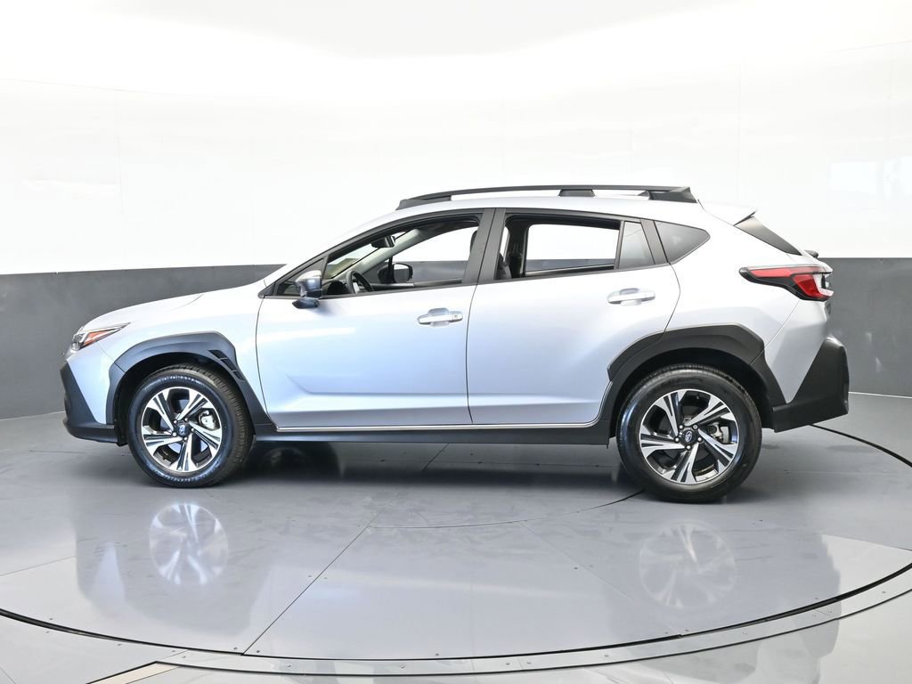 Used 2024 Subaru Crosstrek 2.0i Premium image 3