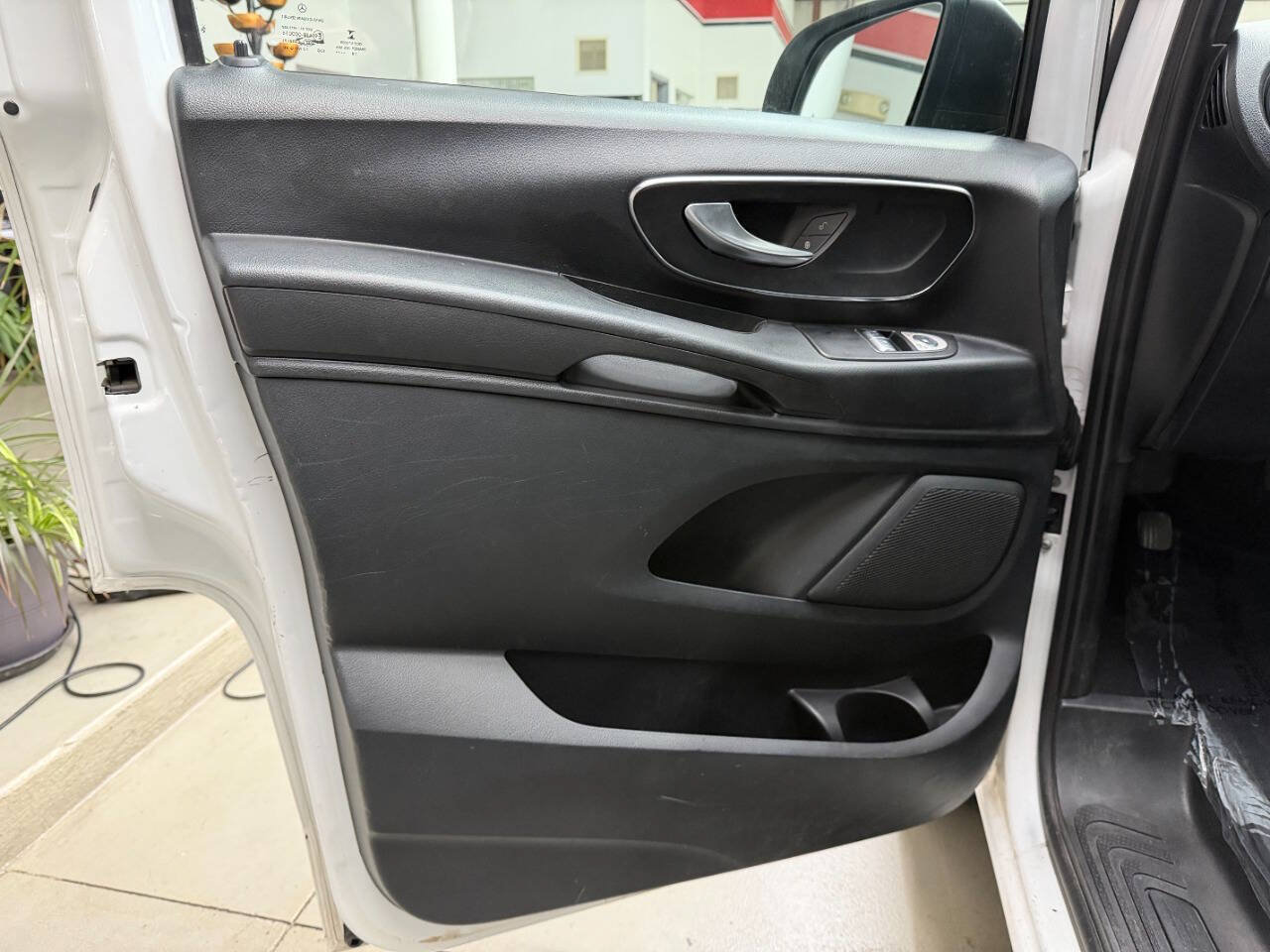 Used 2019 Mercedes-Benz Metris Passenger image 10