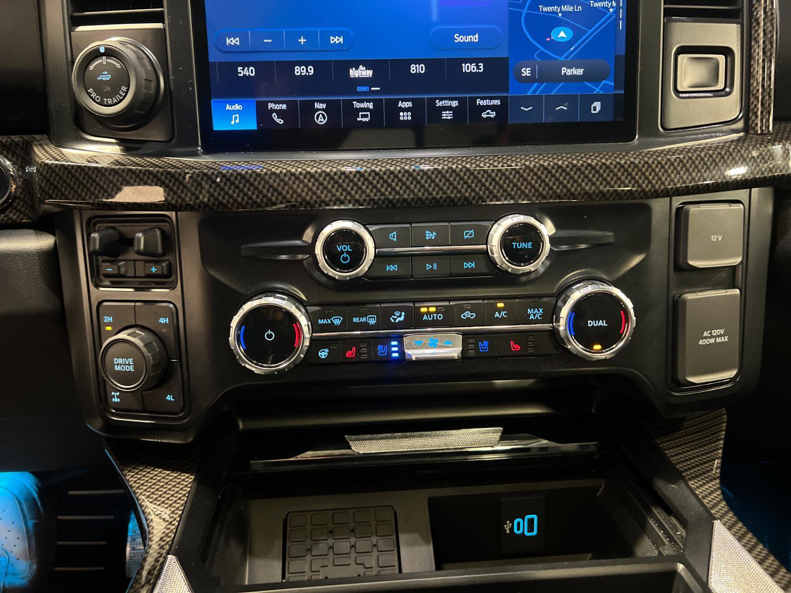 Used 2024 Ford F250 Lariat w/ Lariat Ultimate Package image 19