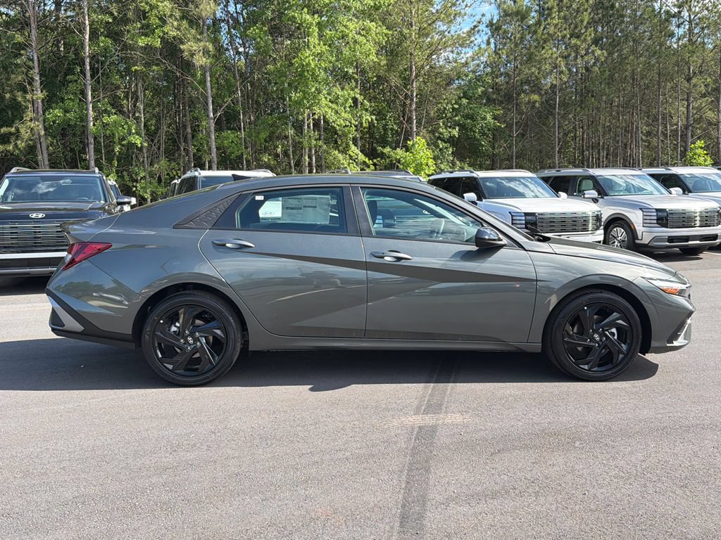 New 2026 Hyundai Elantra Sport FWD image 7