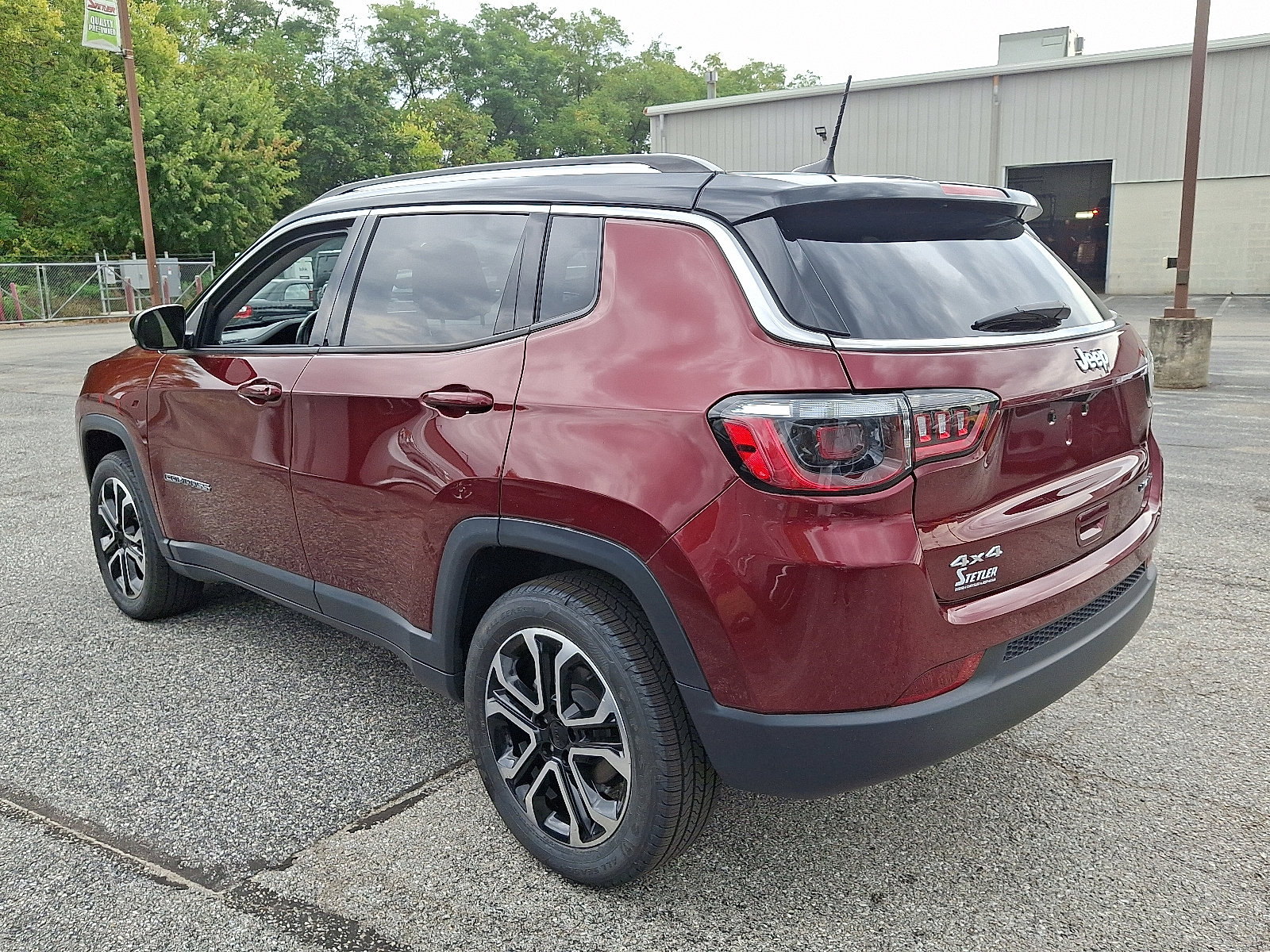 Used 2022 Jeep Compass Limited image 6