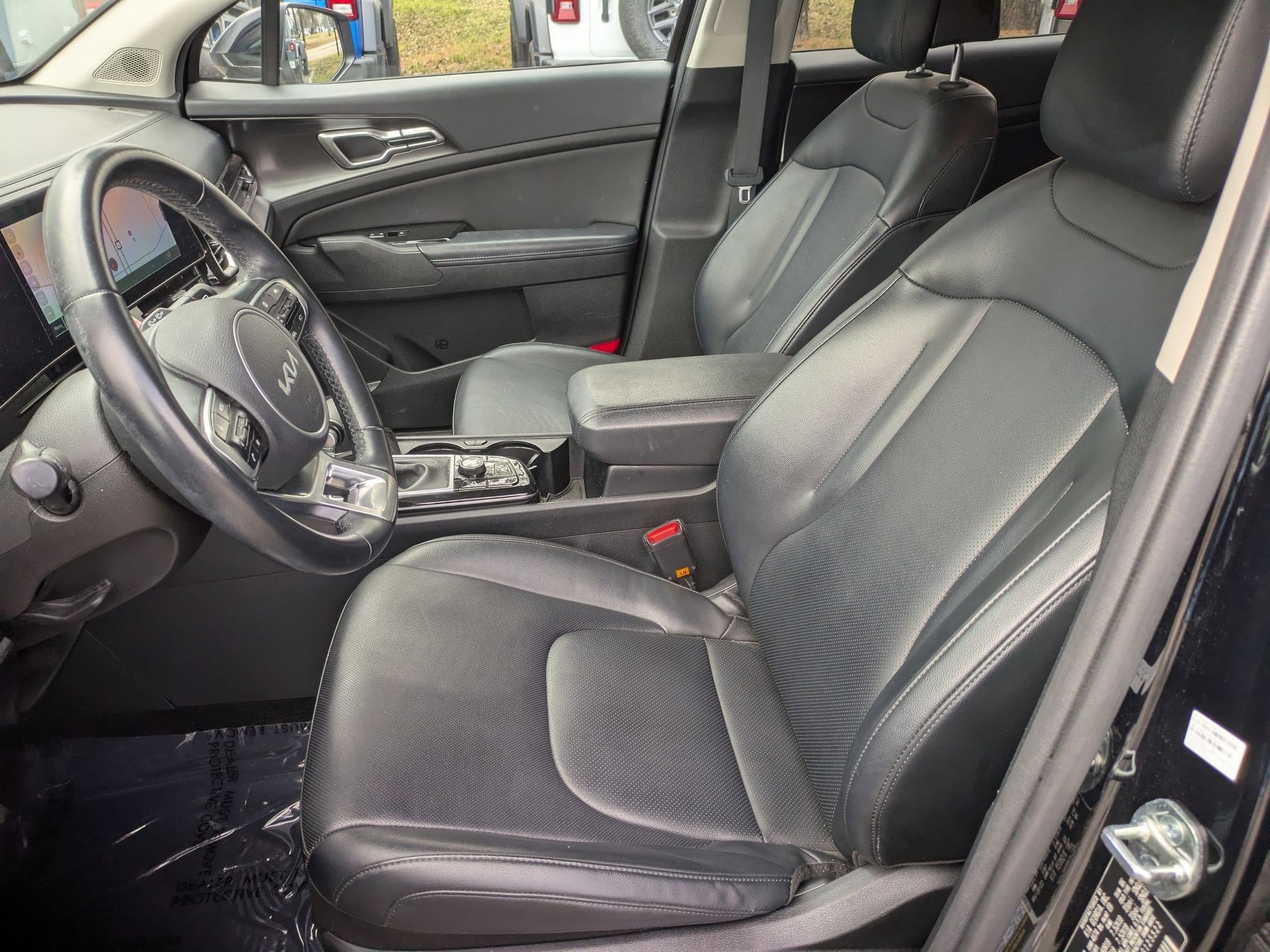 Used 2023 Kia Sportage EX image 20