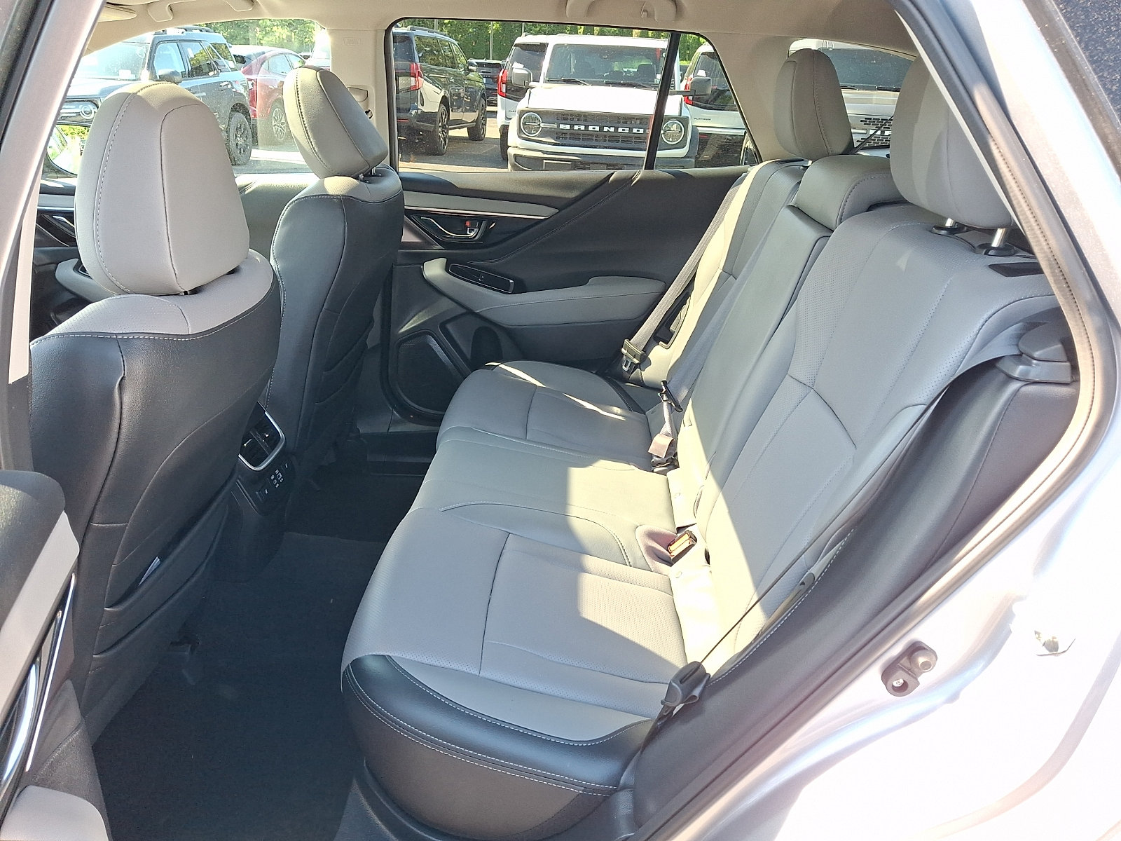 Used 2023 Subaru Outback Limited XT AWD/4WD image 10