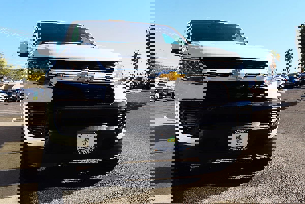 Used 2022 Chevrolet Colorado LT w/ Fleet Safety Package image 18