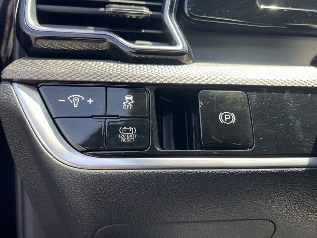 Certified 2023 Kia Sportage LX image 11