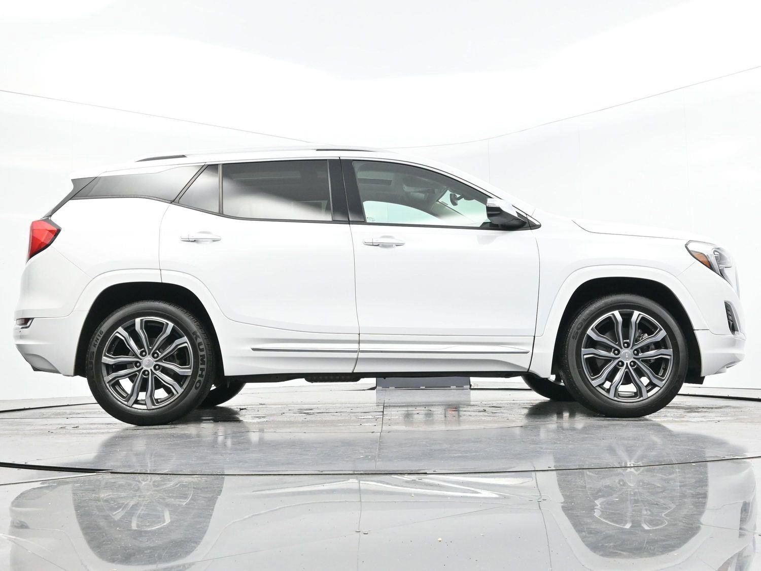 Used 2019 GMC Terrain Denali w/ Driver Alert Package II image 57