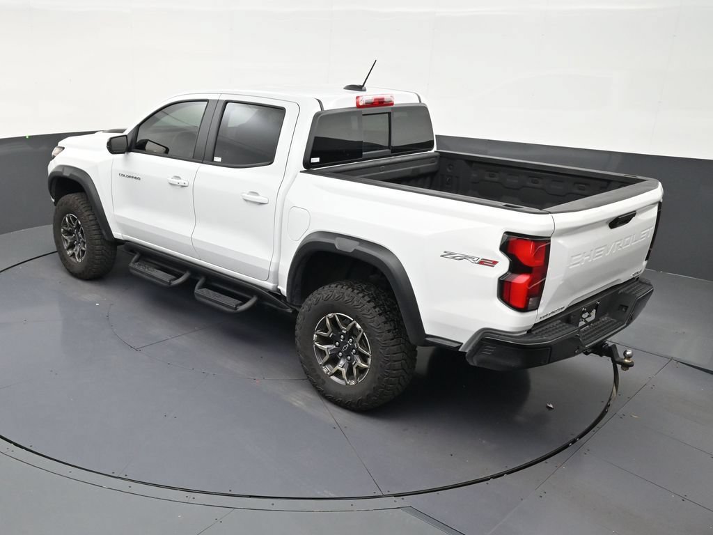 Used 2025 Chevrolet Colorado ZR2 AWD/4WD image 14